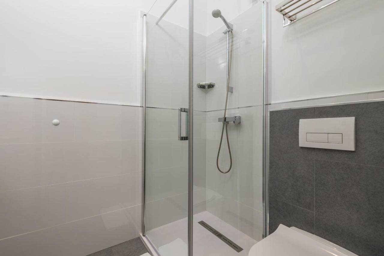 Lux Apartments リエカ エクステリア 写真