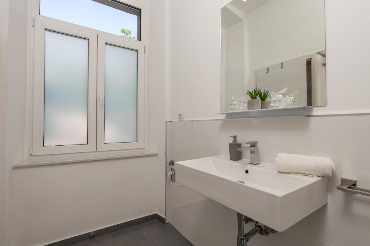 Lux Apartments リエカ エクステリア 写真