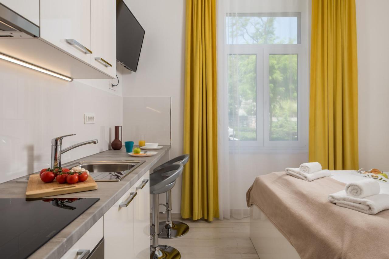 Lux Apartments リエカ エクステリア 写真