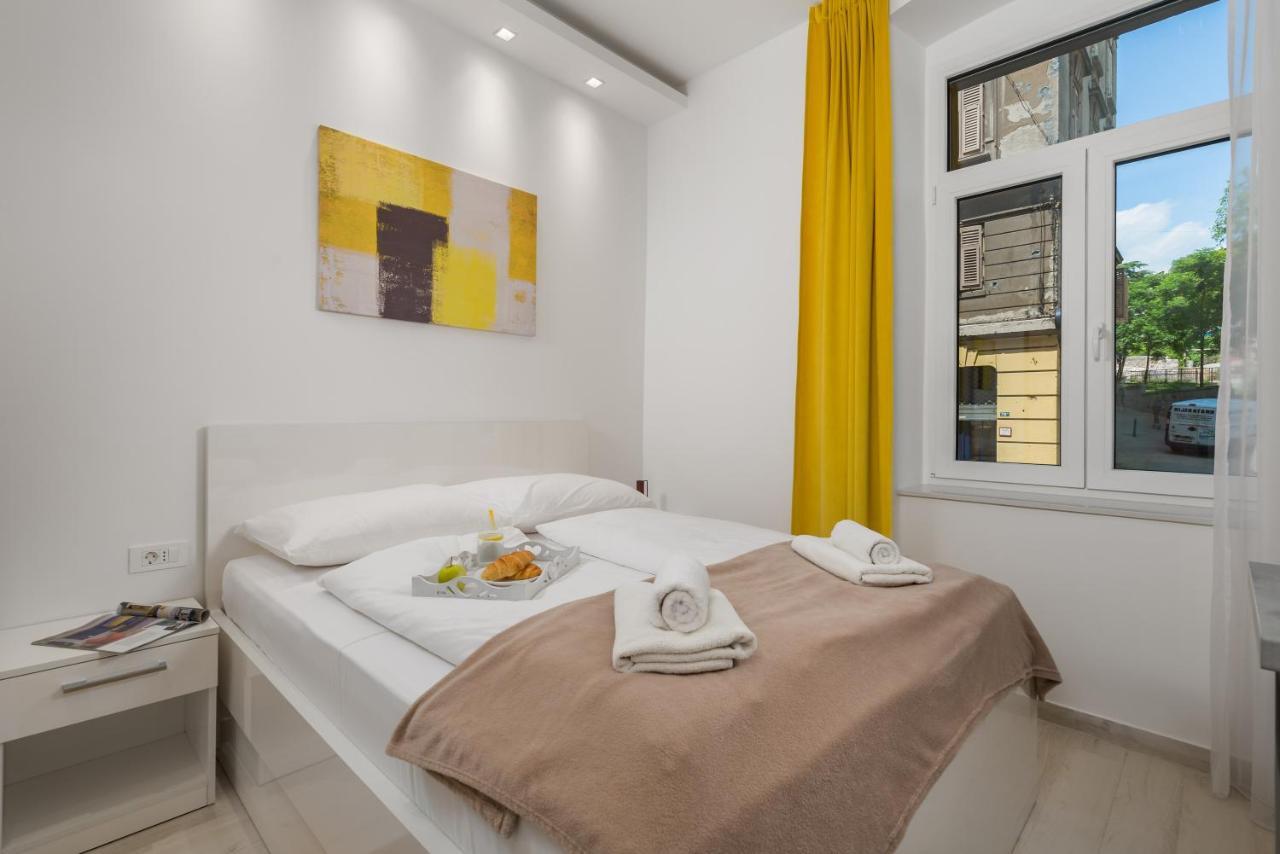 Lux Apartments リエカ エクステリア 写真